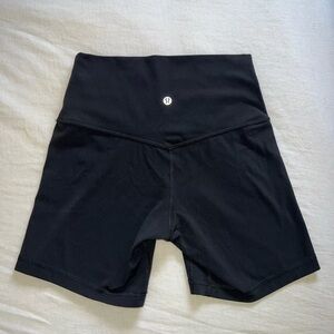 lululemon athletica Women's Black High-Waisted Biker Shorts 6 inch